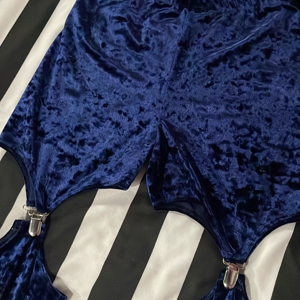 Garter leggings